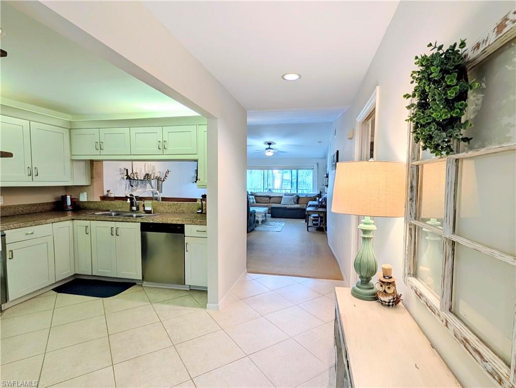 1140 Sarah Jean Cir 205 Property Photo 10