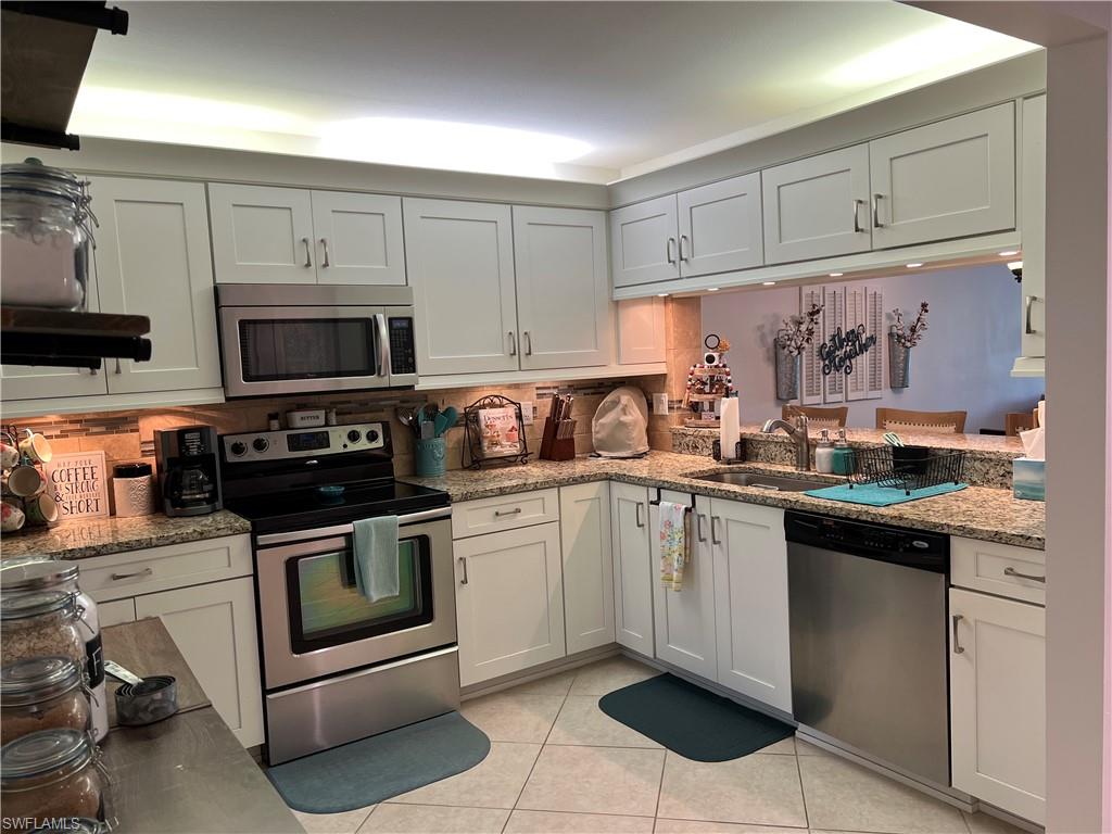 1140 Sarah Jean Cir 205 Property Photo 11