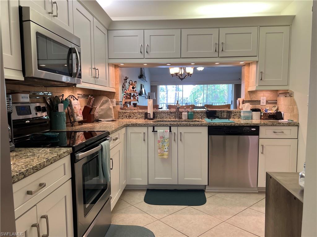 1140 Sarah Jean Cir 205 Property Photo 13