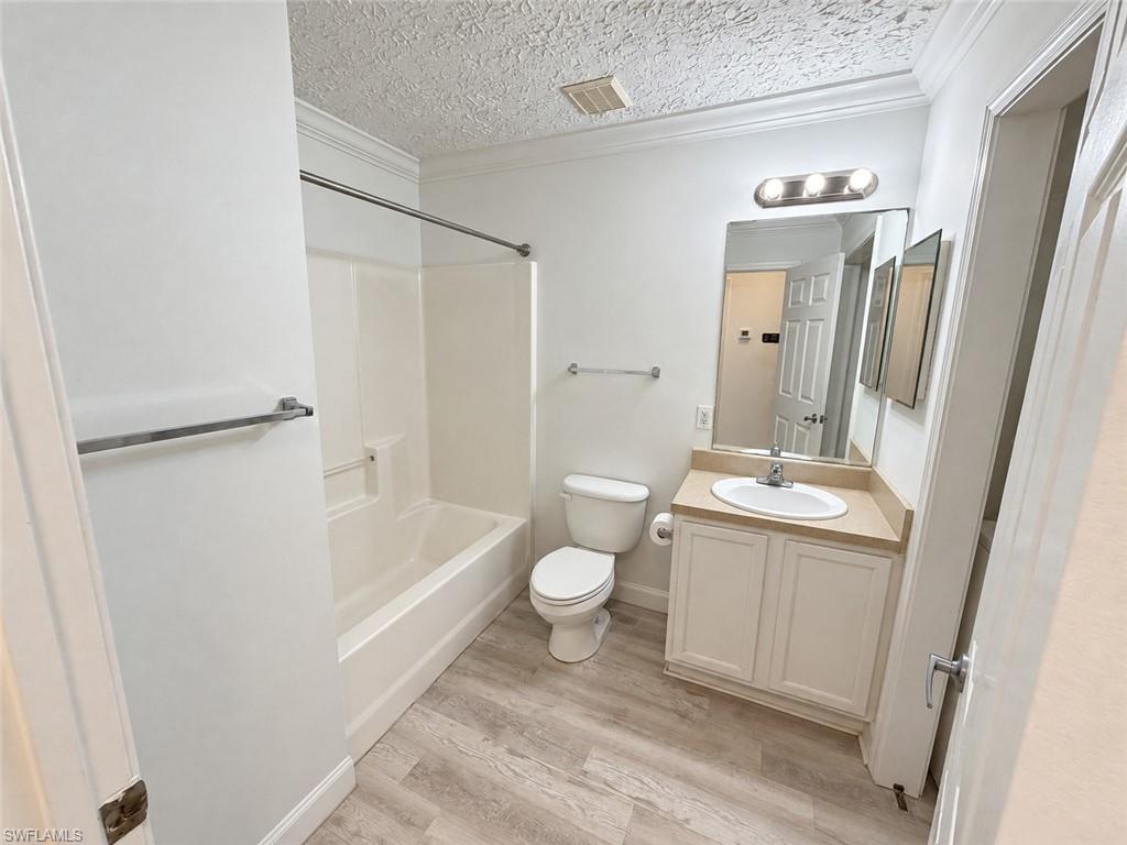 182 Leawood Cir Property Photo 16