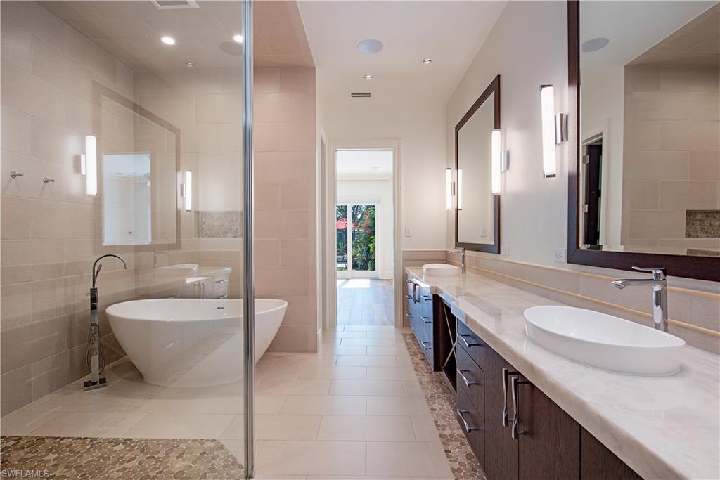 7100 Verde Way Property Photo 11