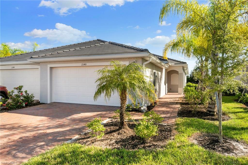 2340 Dragonfruit Way Property Photo 1