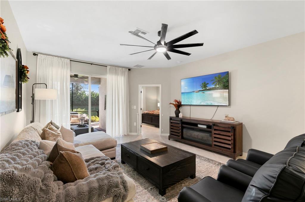 2340 Dragonfruit Way Property Photo 10