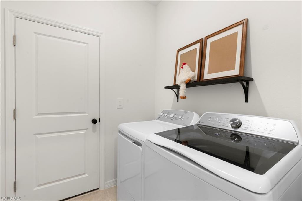 2340 Dragonfruit Way Property Photo 22