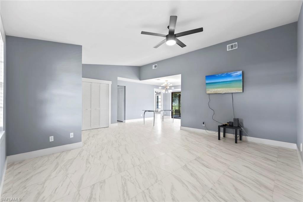 183 Round Key Cir D4 Property Photo 7