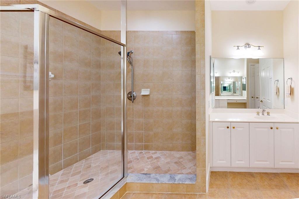 9086 Cascada Way 202 Property Photo 15