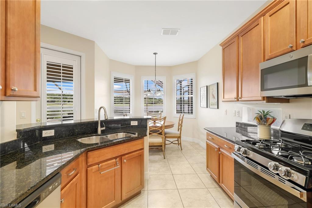 10320 Porto Romano Dr Property Photo 8