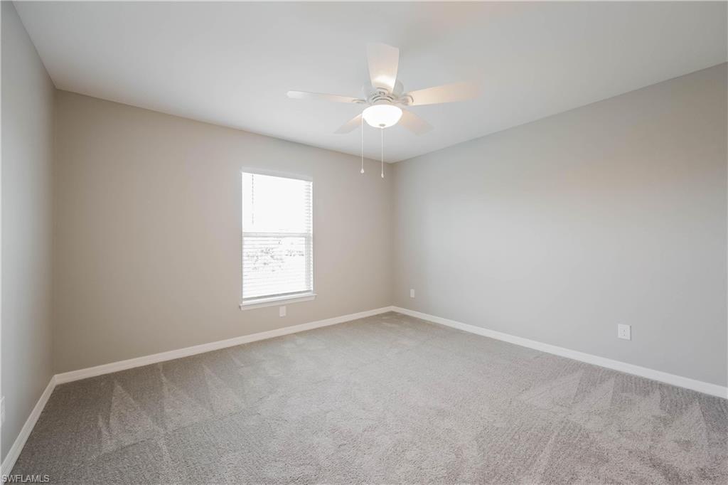 3114 70th St W Property Photo 9