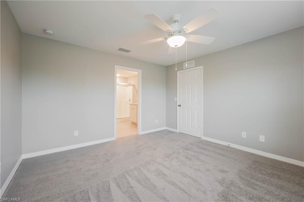 3114 70th St W Property Photo 10
