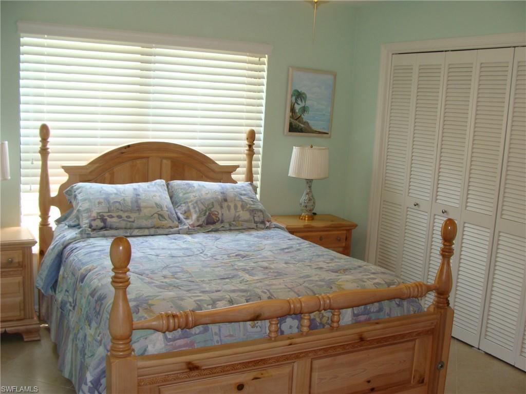 4802 Lakewood Blvd Property Photo 10
