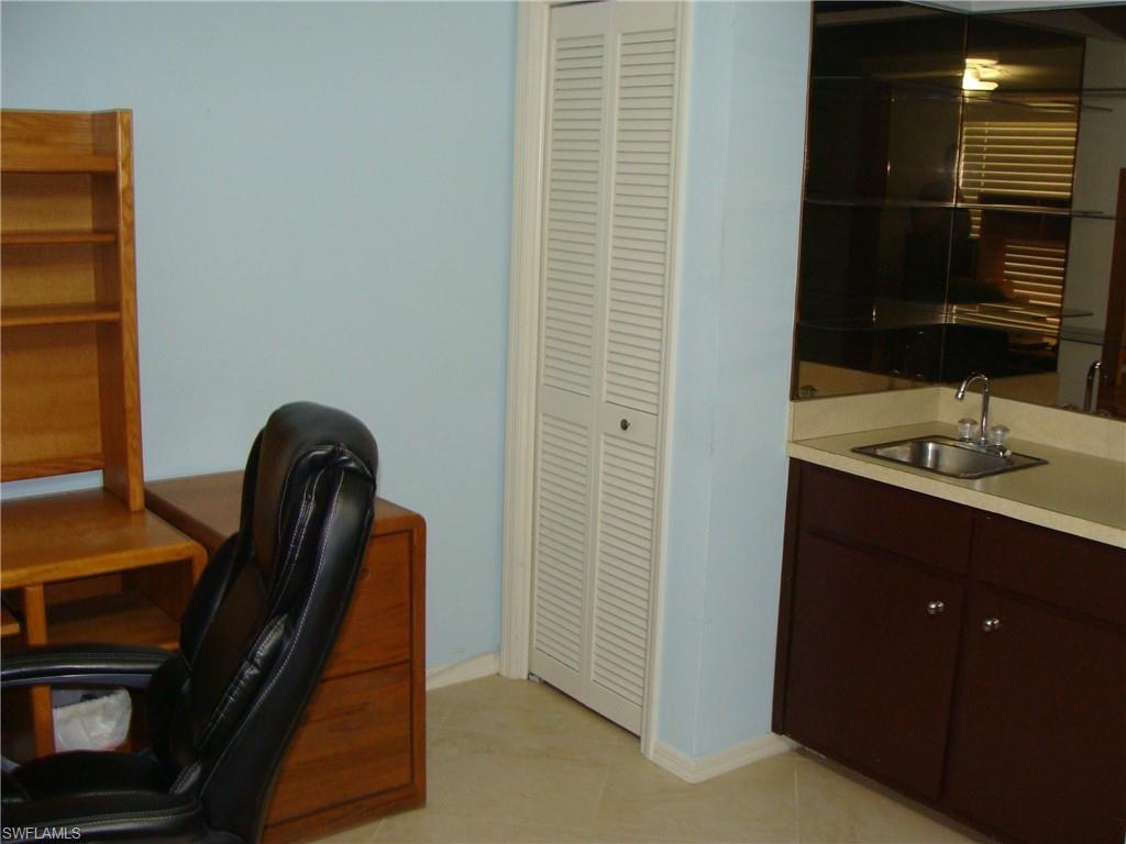4802 Lakewood Blvd Property Photo 13