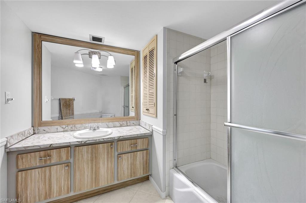 955 Palm View Dr 307 Property Photo 14