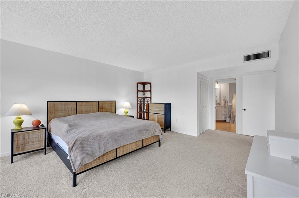 955 Palm View Dr 307 Property Photo 16