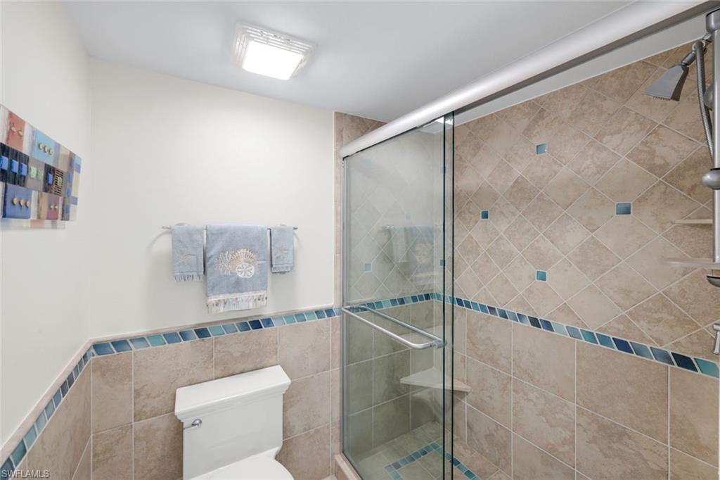 3430 Gulf Shore Blvd N 2i Property Photo 10