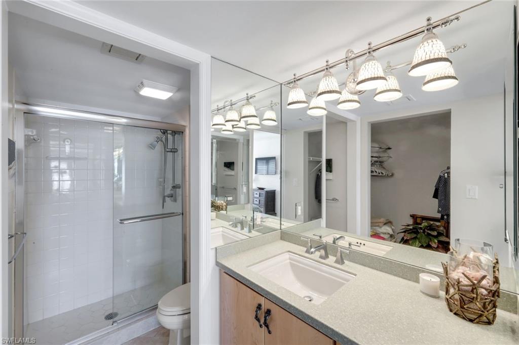 3430 Gulf Shore Blvd N 2i Property Photo 12