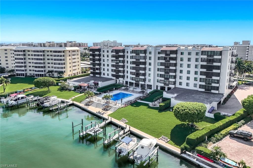 3430 Gulf Shore Blvd N 2i Property Photo 16