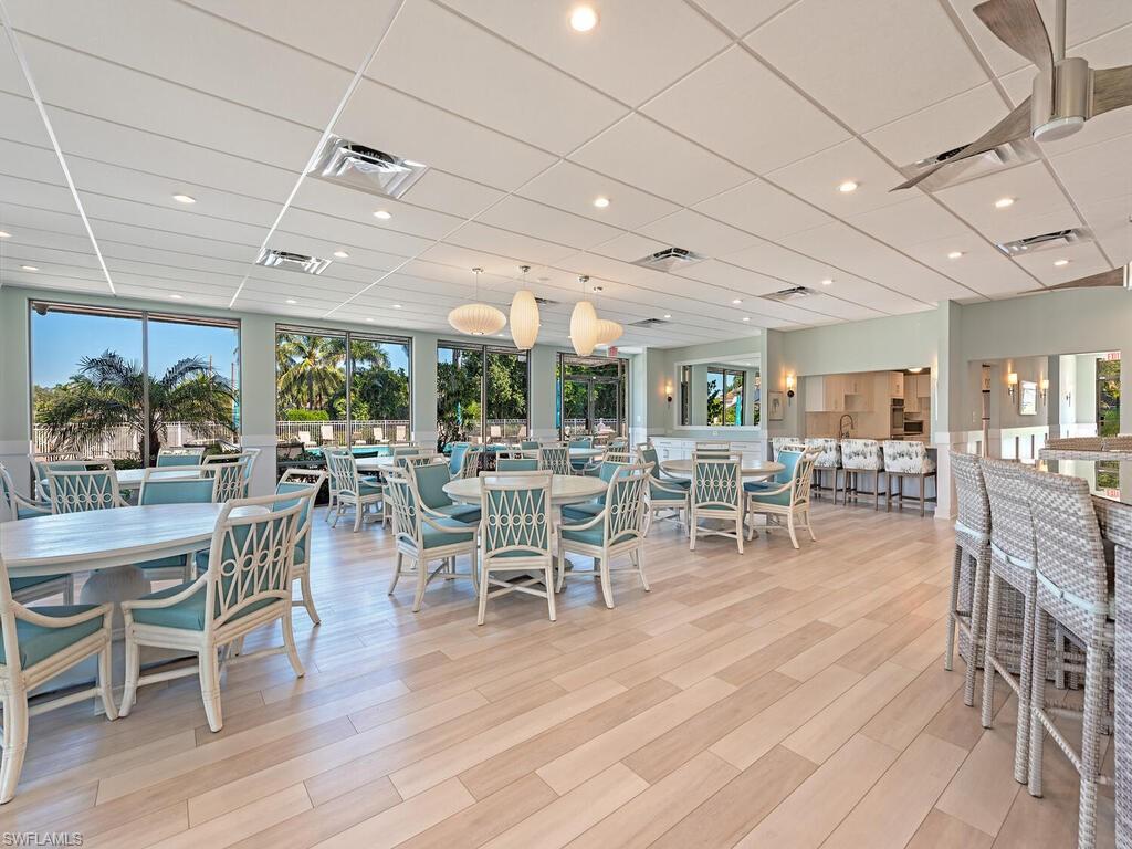 555 Park Shore Dr B411 Property Photo 12