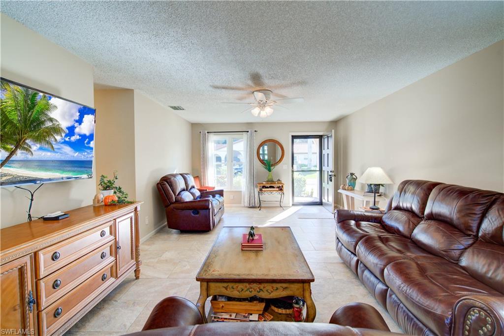 1037 Forest Lakes Dr 8d Property Photo 9