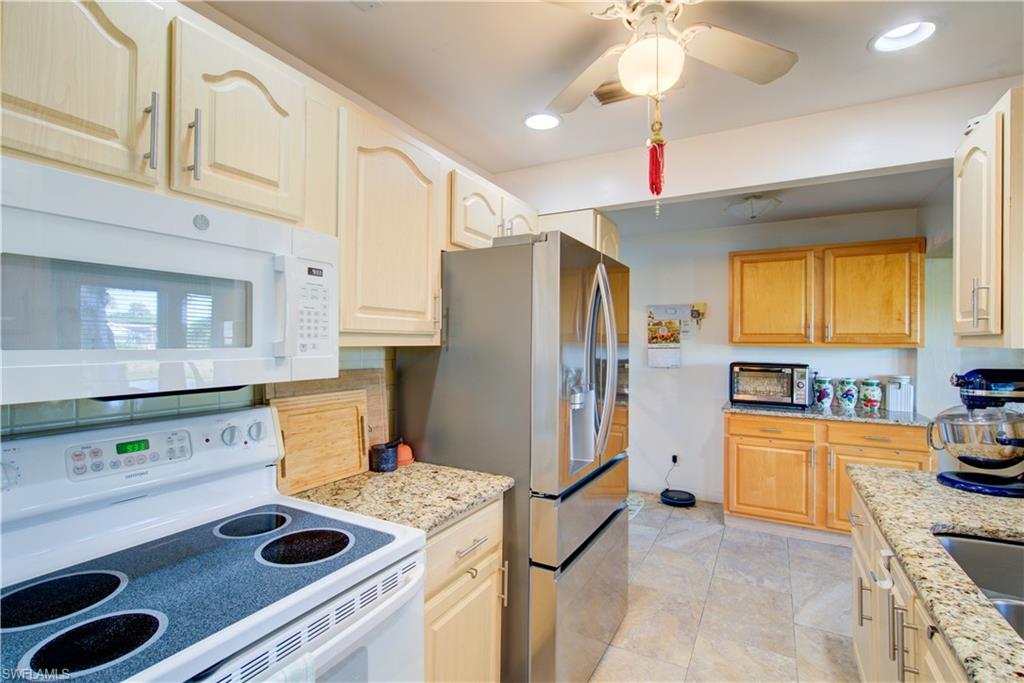 1037 Forest Lakes Dr 8d Property Photo 15