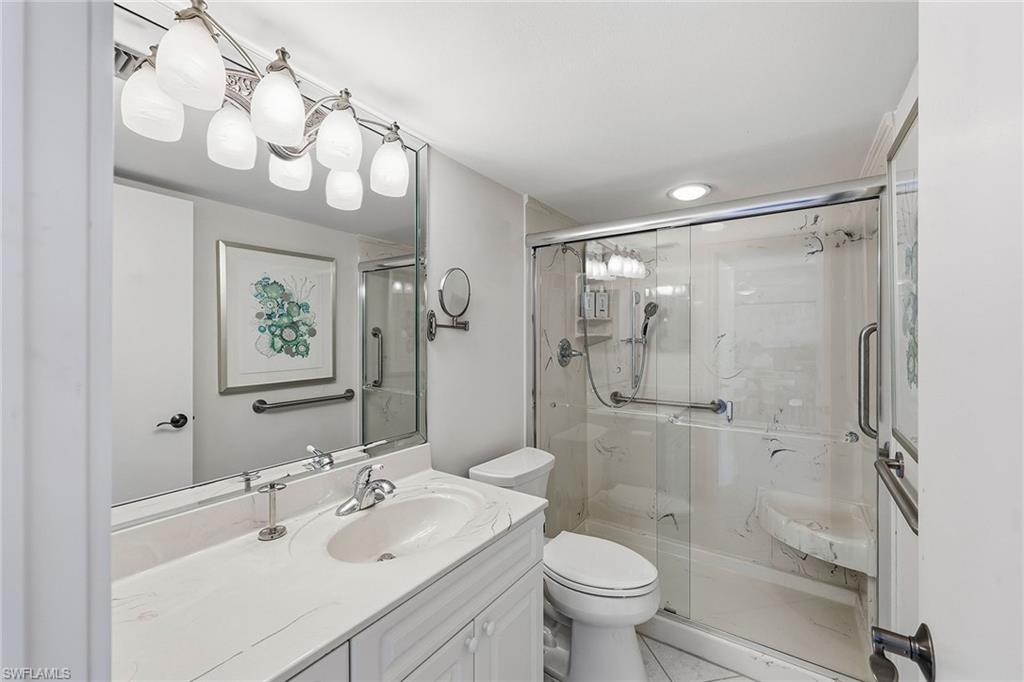 320 Seaview Ct 1204 Property Photo 21