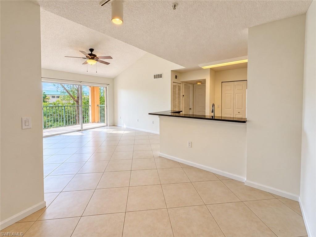 1150 Wildwood Lakes Blvd 202 Property Photo 2