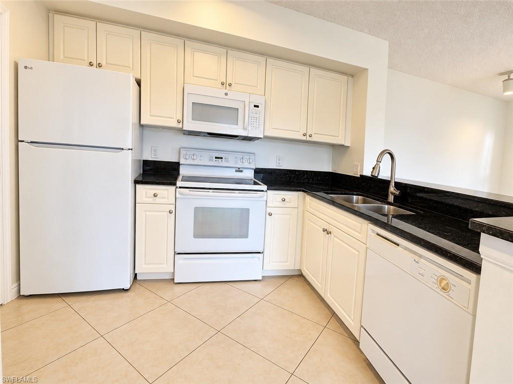 1150 Wildwood Lakes Blvd 202 Property Photo 4