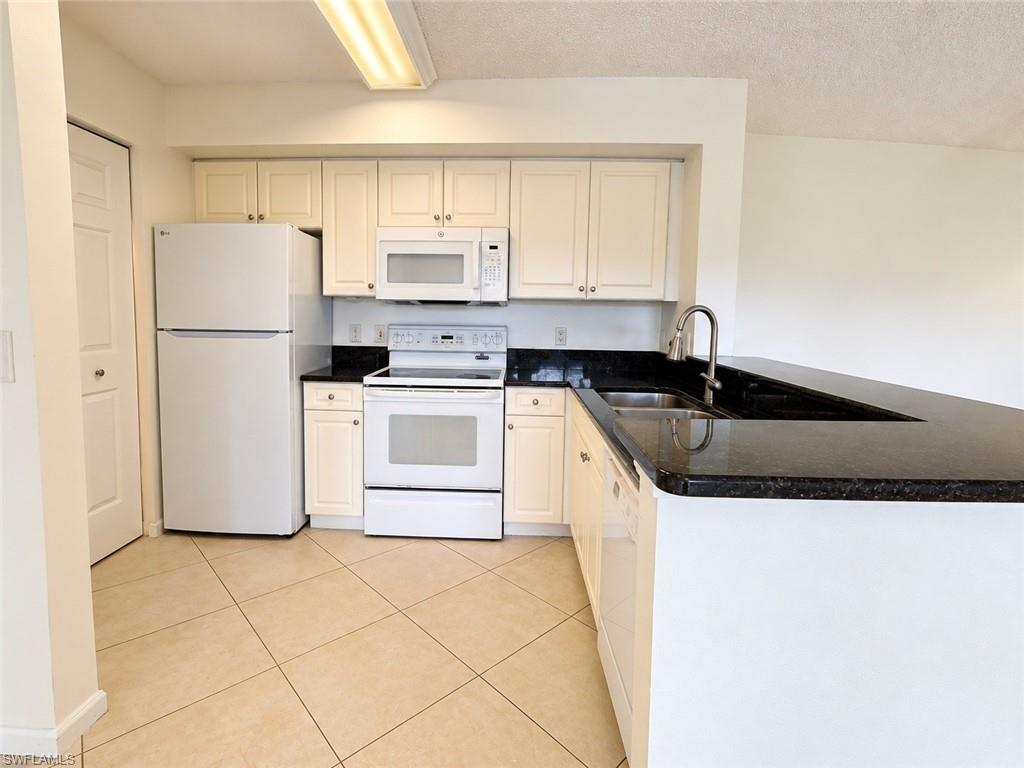 1150 Wildwood Lakes Blvd 202 Property Photo 5