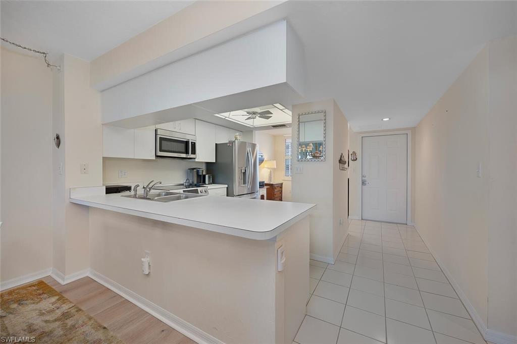 270 Naples Cove Dr 3304 Property Photo 5