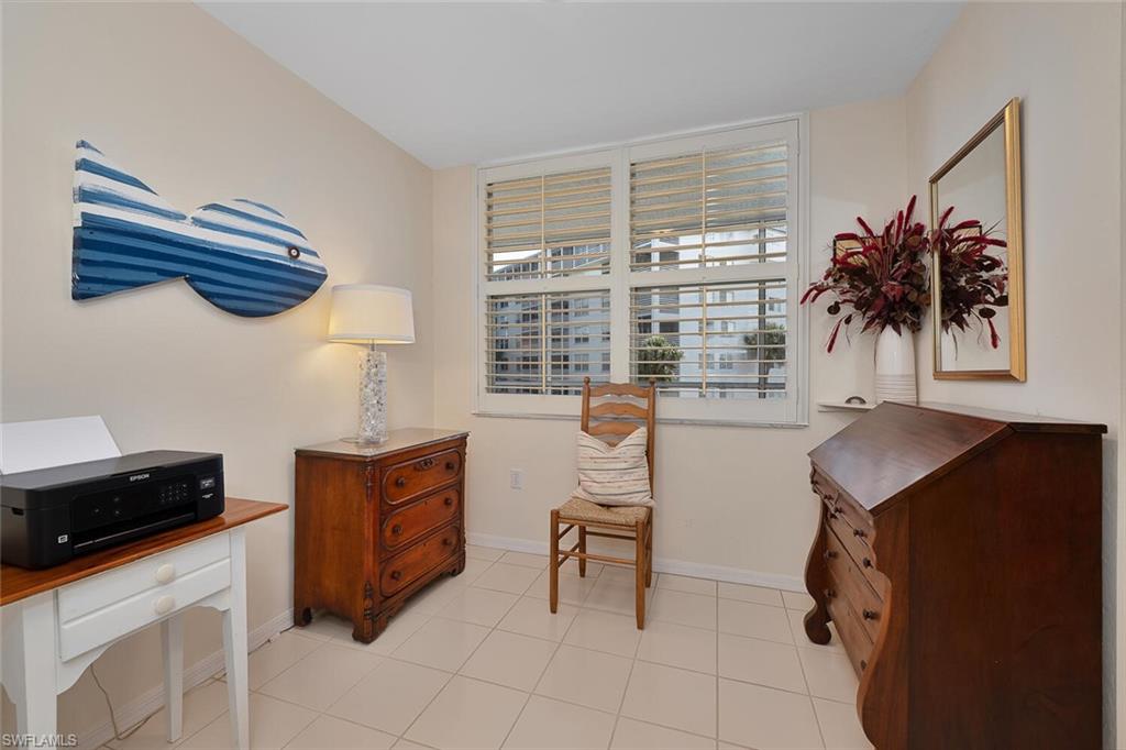 270 Naples Cove Dr 3304 Property Photo 7