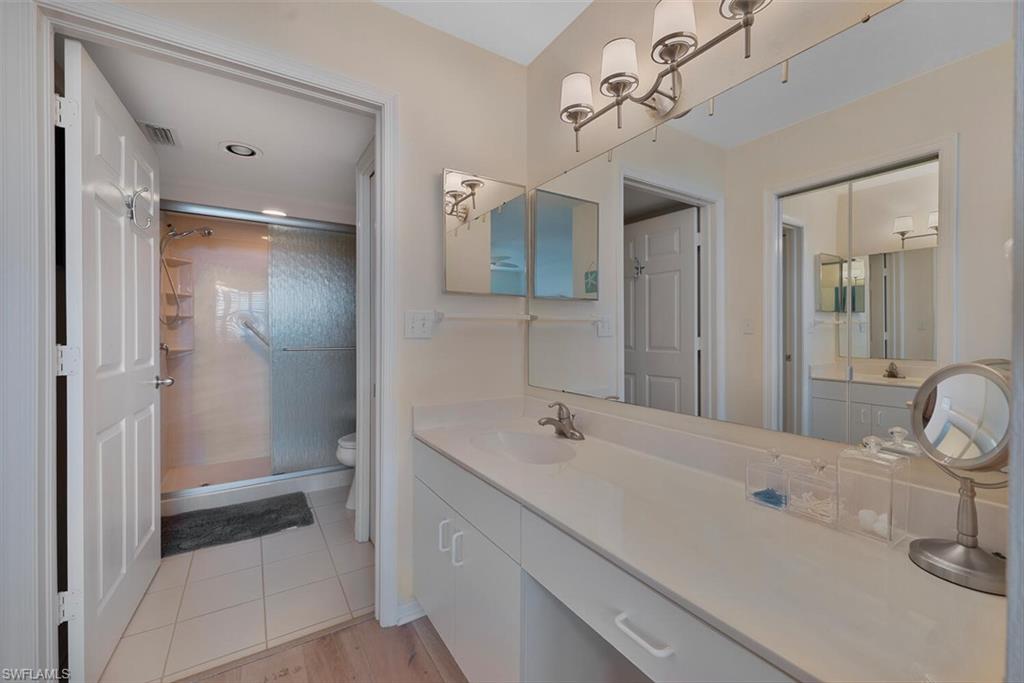 270 Naples Cove Dr 3304 Property Photo 9