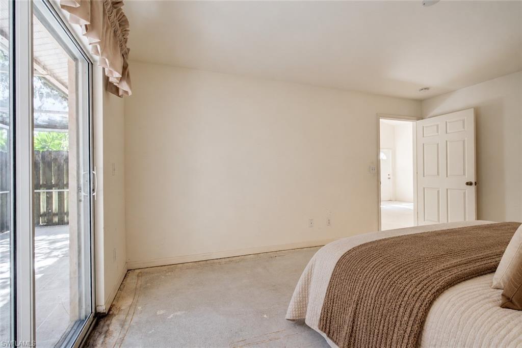 12347 Londonderry Ln Property Photo 11