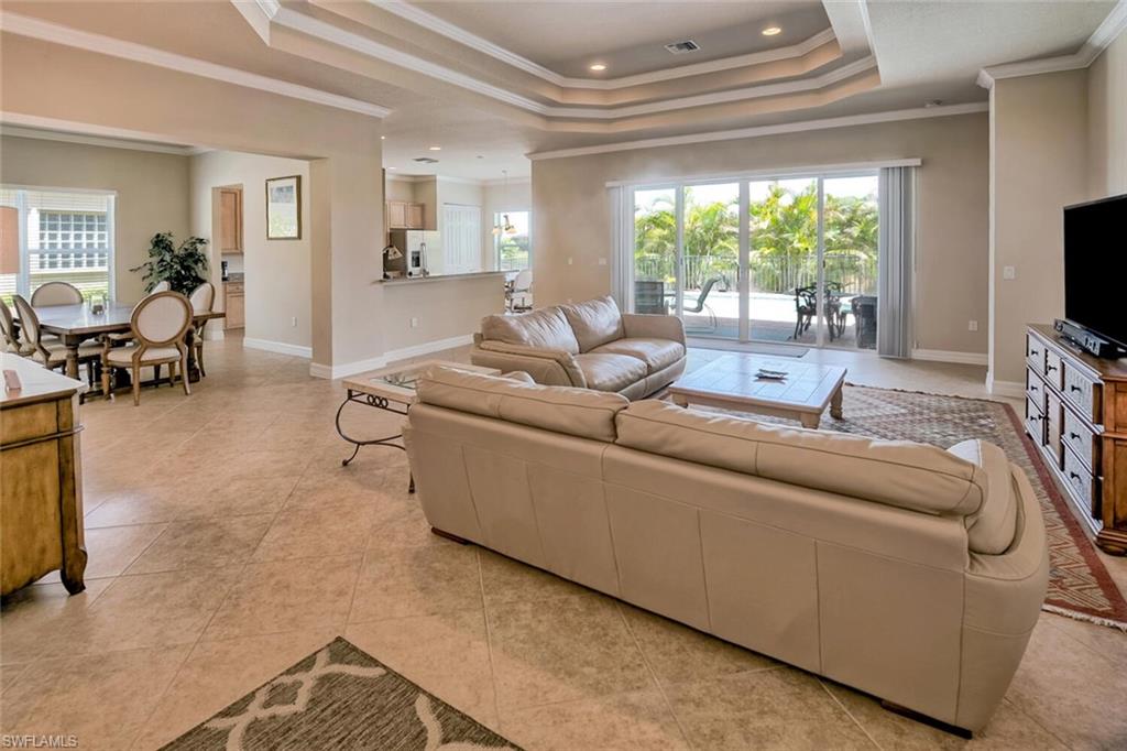 6623 Monterey Pt Property Photo 4
