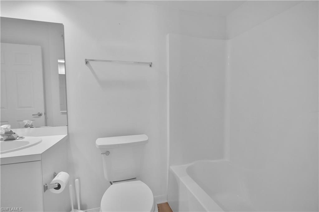 28700 Diamond Dr 102 Property Photo 34