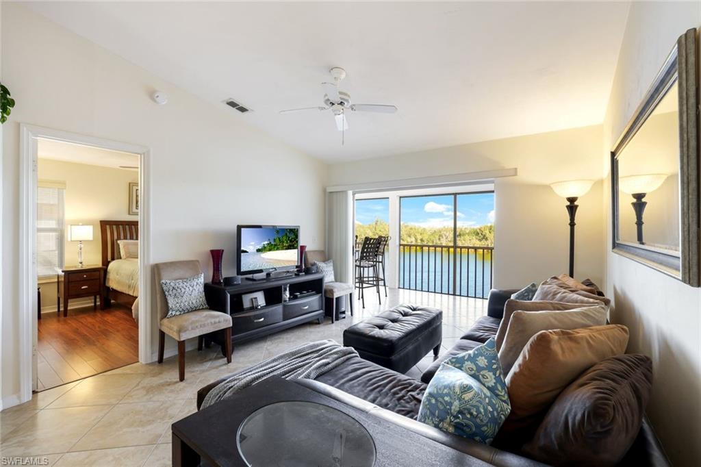 1325 Mainsail Dr 1211 Property Photo 4