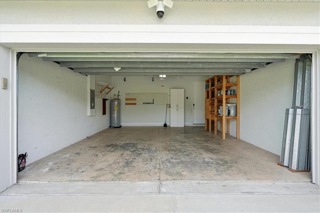 1116 Thompson Ave Property Photo 47