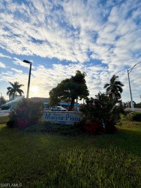 8081 Estero Blvd Property Photo 18