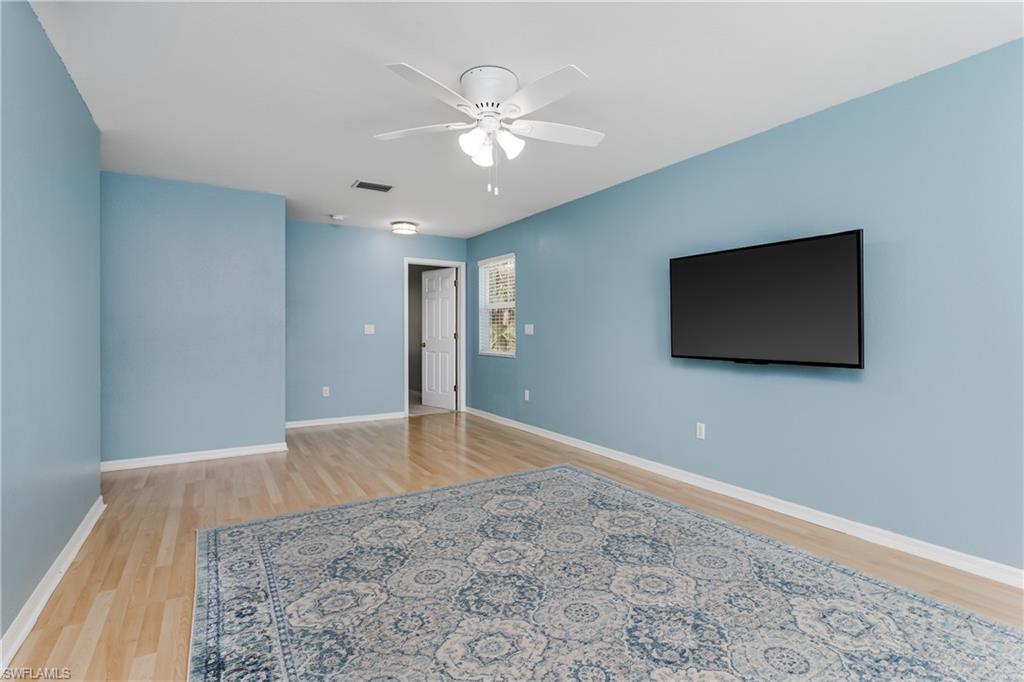 4475 18th St Ne Property Photo 15