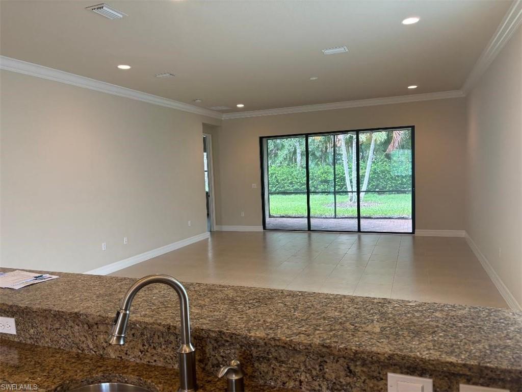 13644 Mandarin Cir Property Photo 7