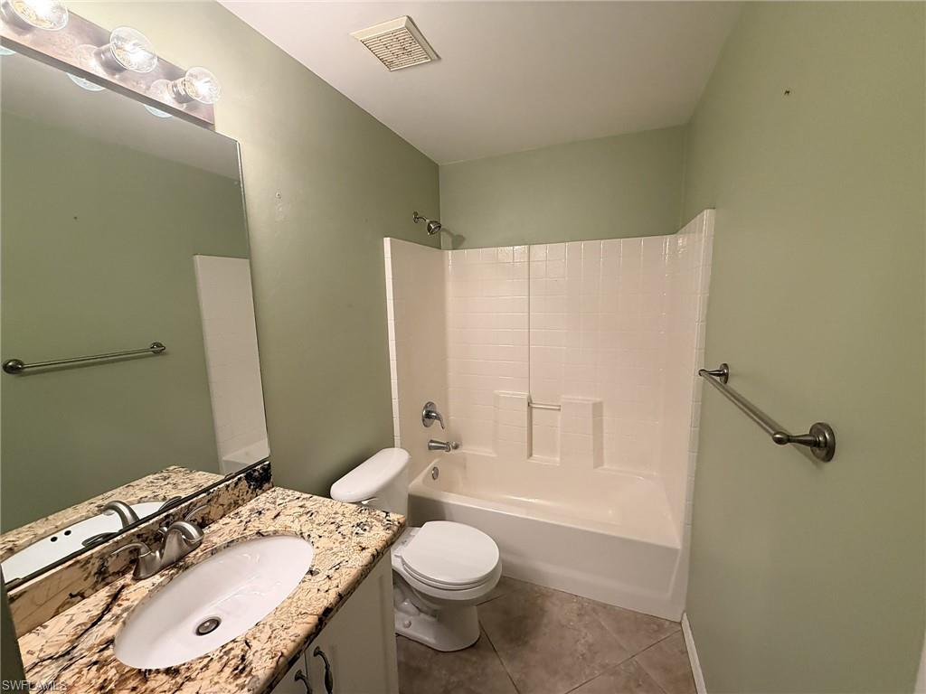 330 12th St Se Property Photo 11