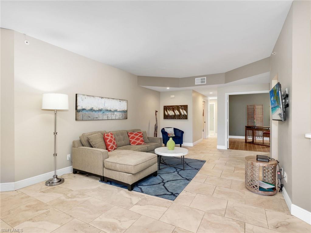 25220 Pelican Creek Cir 102 Property Photo 4