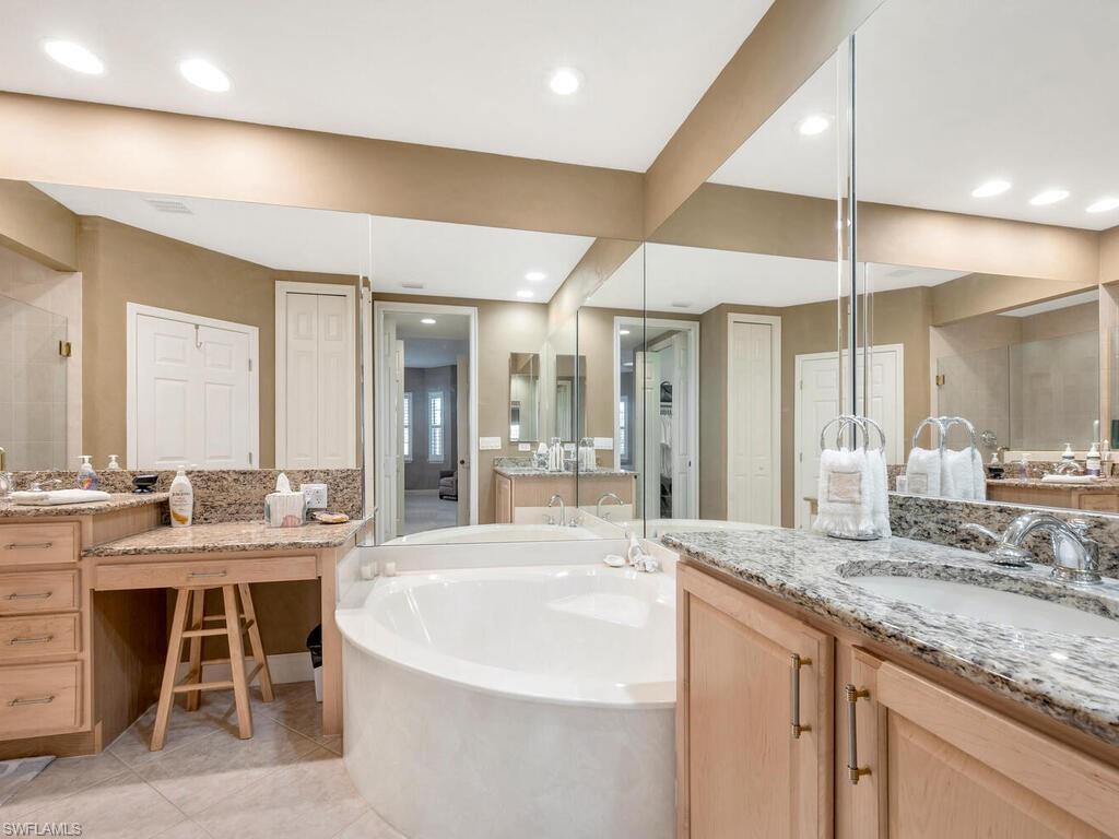 10540 Marino Pointe Dr 301 Property Photo 14