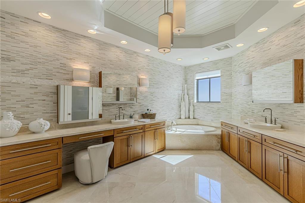 295 Grande Way Ph-2 Property Photo 33