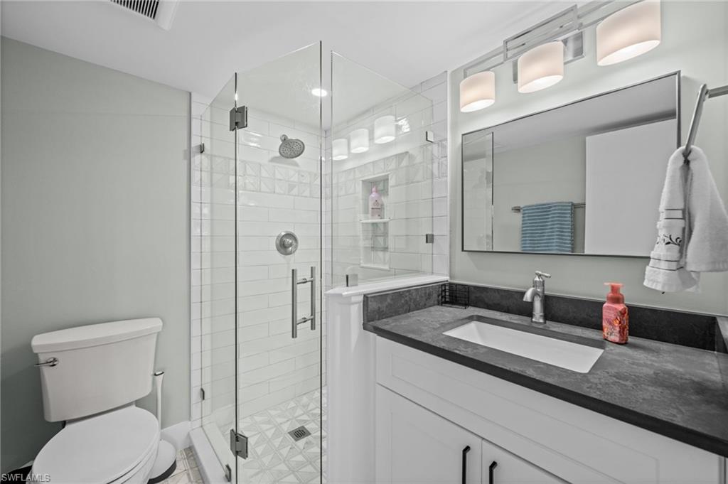 1084 Forest Lakes Dr 206 Property Photo 16