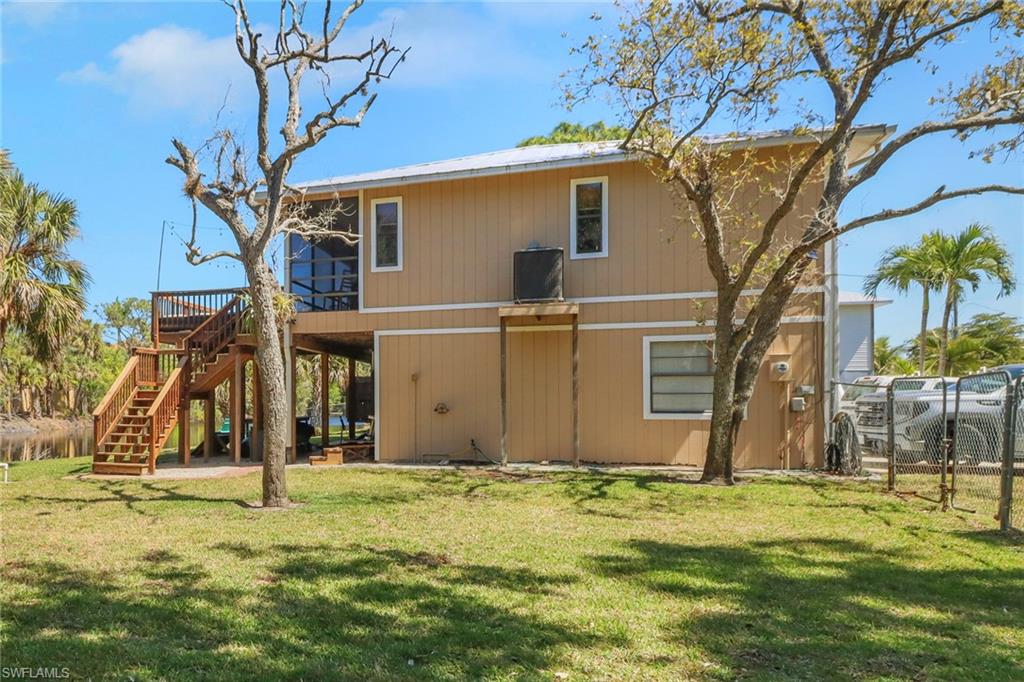 4764 Pembrooke Ln Property Photo 2