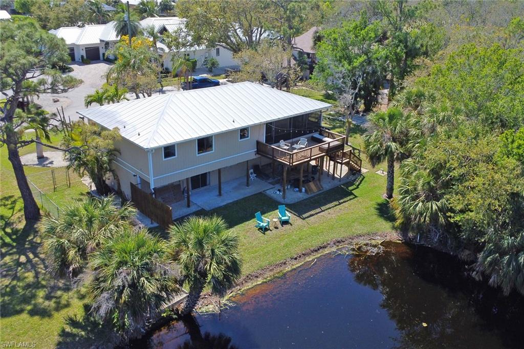 4764 Pembrooke Ln Property Photo 3