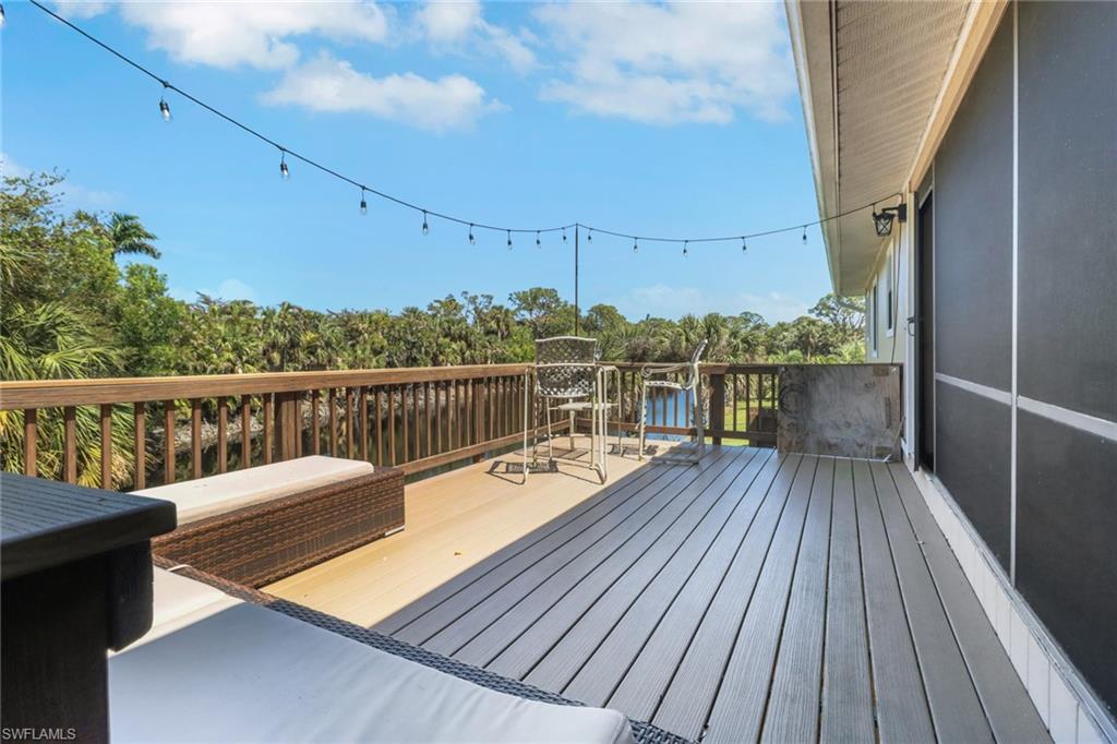 4764 Pembrooke Ln Property Photo 6