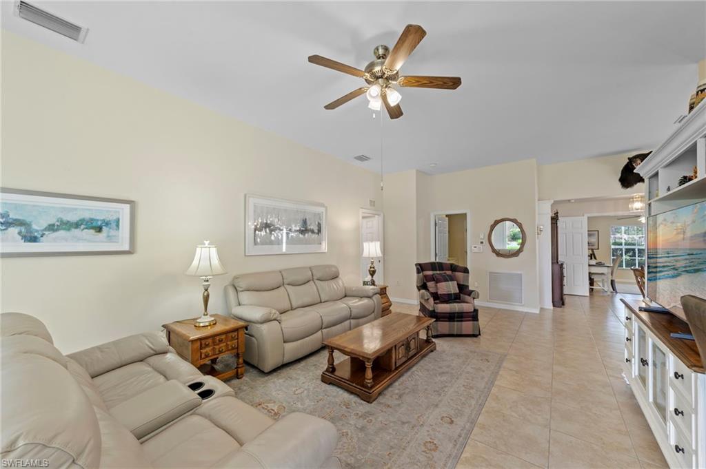 10083 Colonial Country Club Blvd Property Photo 10