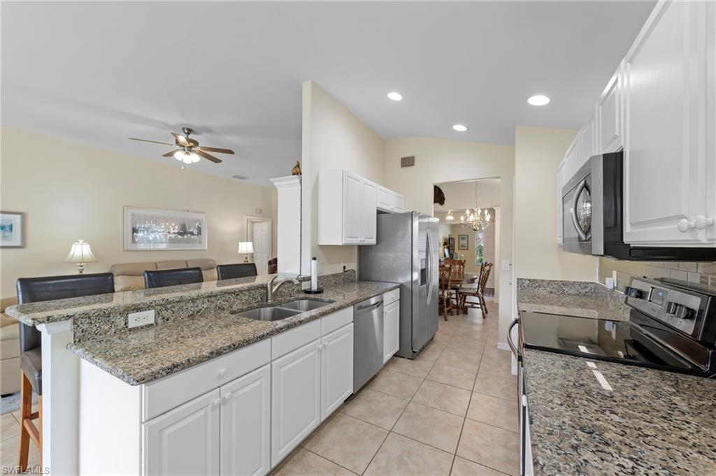 10083 Colonial Country Club Blvd Property Photo 14