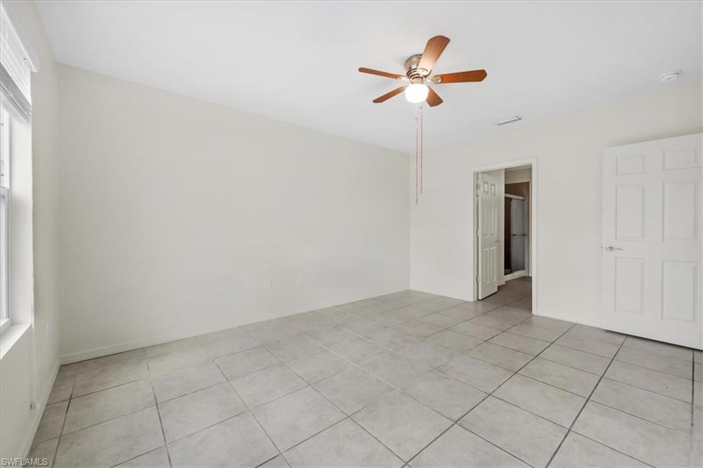 673 Hadley St E Property Photo 21