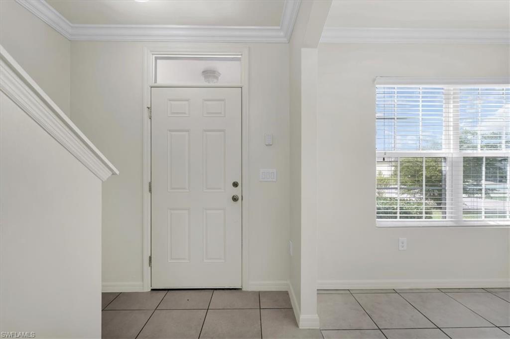 673 Hadley St E Property Photo 36